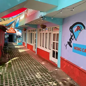 Wing Camp Hostal
